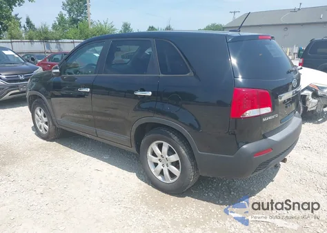 2013 Kia Sorento Lx z USA, uszkodzony, nr VIN 5XYKT3A19DG381288
